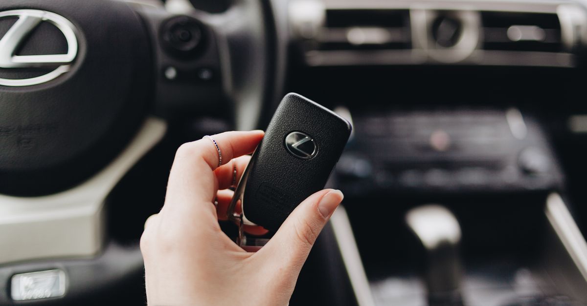 Acura car key fob — Bay Terrace Locksmith