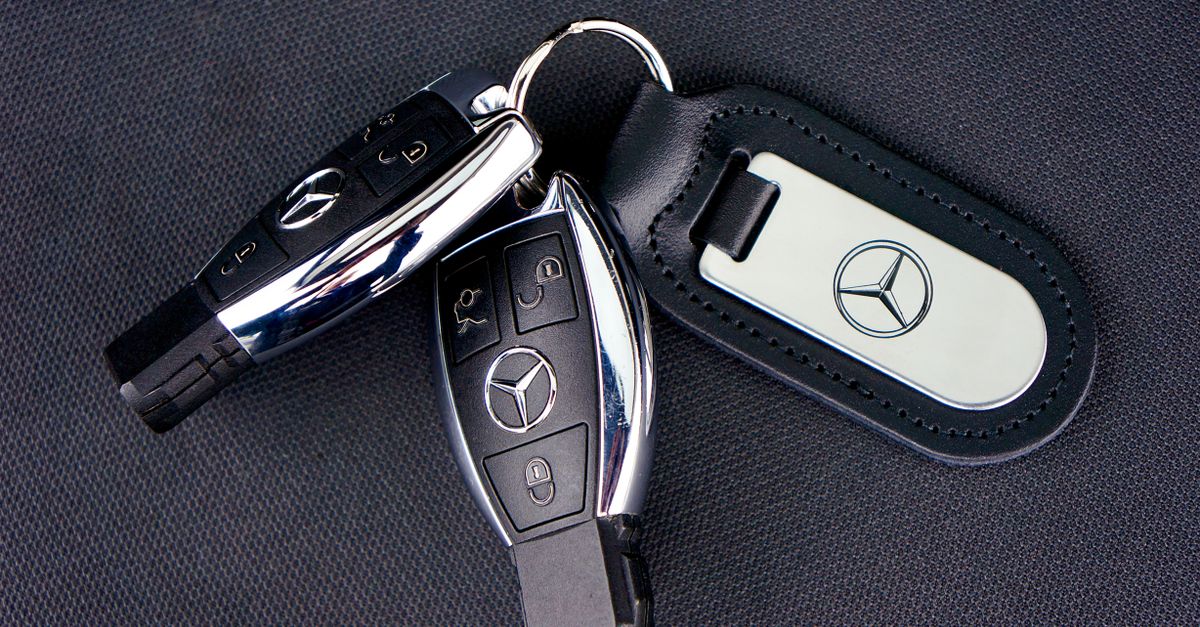 BMW car key fob — Bay Terrace Locksmith