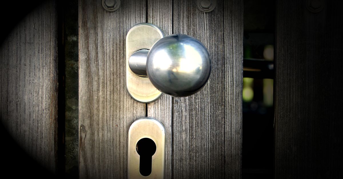 front door lock key — Bay Terrace Locksmith